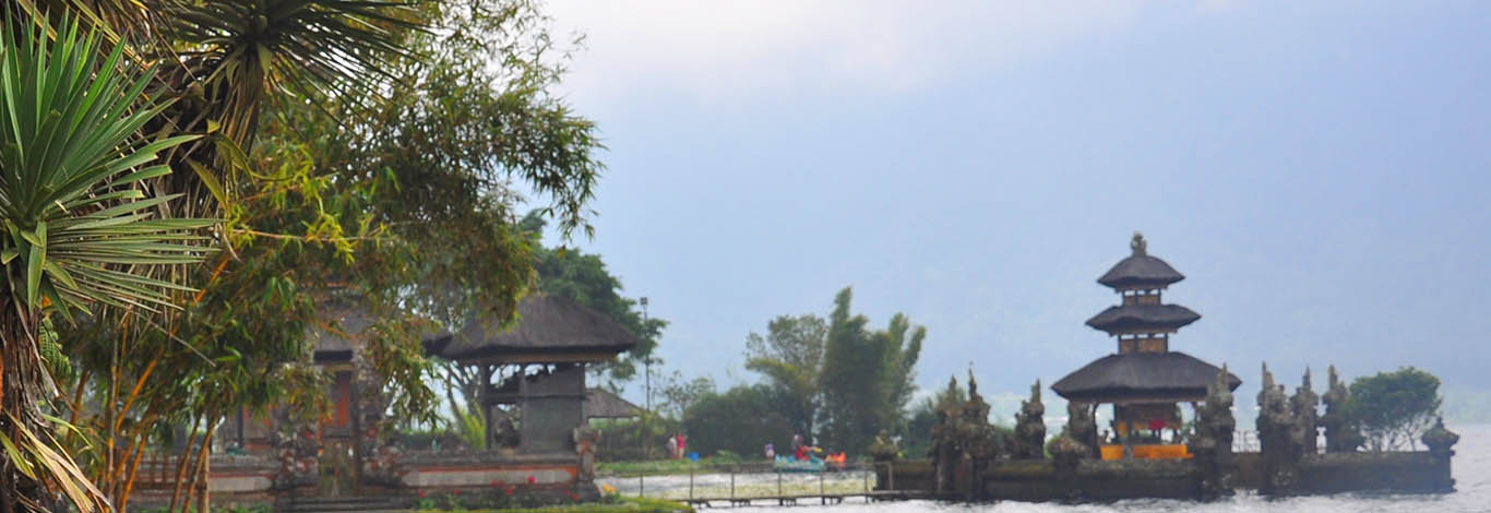 pura ulundanu di bedugul